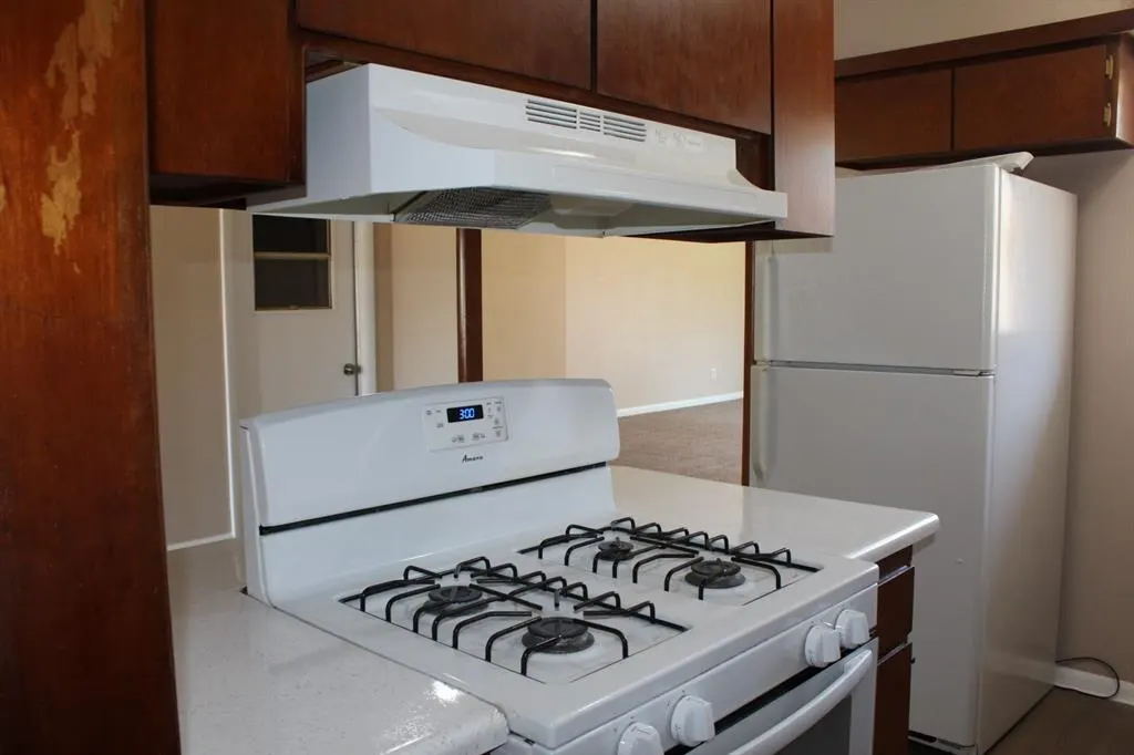 Photo 11 — 9909 Harmony Drive, Oklahoma City, OK 73130