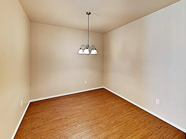 Photo 6 — 4704 River Mesa Drive, Yukon, OK 73099