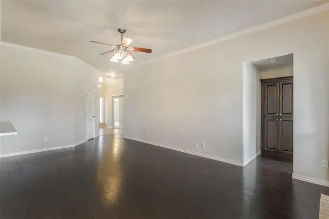 Photo 8 — 720 Hedgewood Drive, Oklahoma City, OK 73160