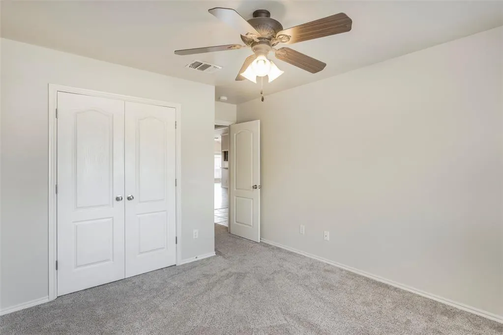 Photo 11 — 720 Hedgewood Drive, Oklahoma City, OK 73160