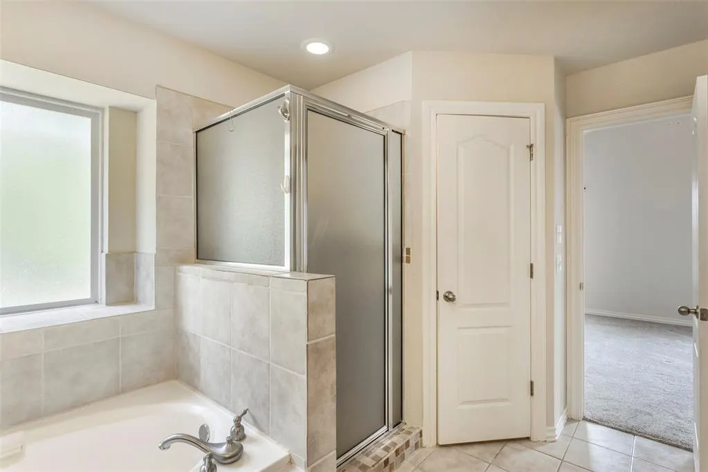 Photo 23 — 720 Hedgewood Drive, Oklahoma City, OK 73160
