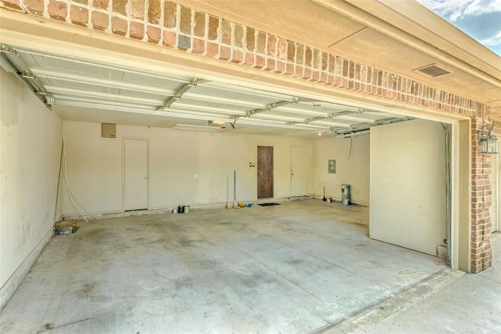 Photo 28 — 720 Hedgewood Drive, Oklahoma City, OK 73160