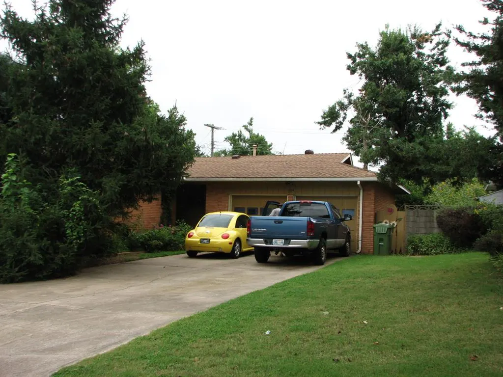 Front exterior — 504 Kingston Place, Yukon, OK 73099