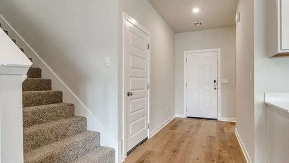 Photo 2 — 7709 Three Woods Lane, Yukon, OK 73099