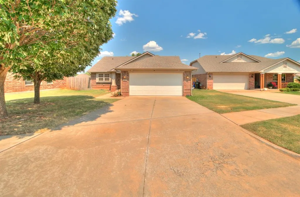 Front exterior — 3105 Cristo Court, Norman, OK 73071