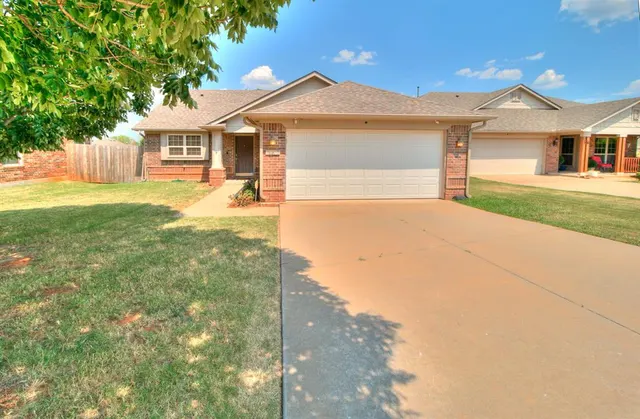 Photo 3 — 3105 Cristo Court, Norman, OK 73071