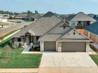 Sold home at 11725 SW 48th Street