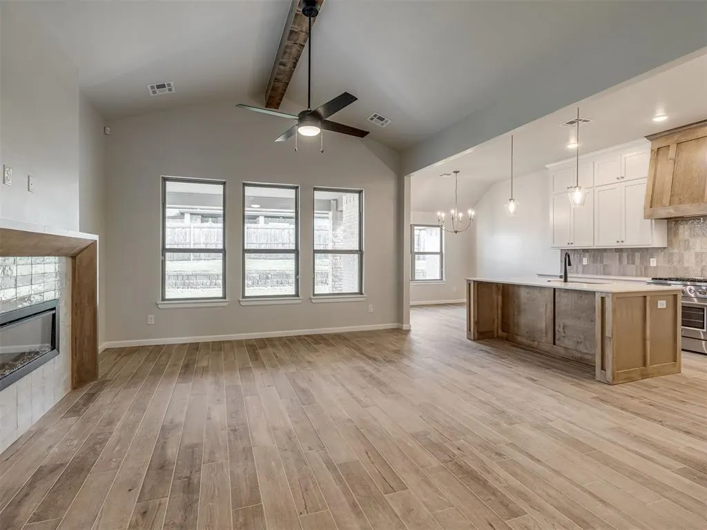 Photo 2 — 11725 SW 48th Street, Mustang, OK 73064