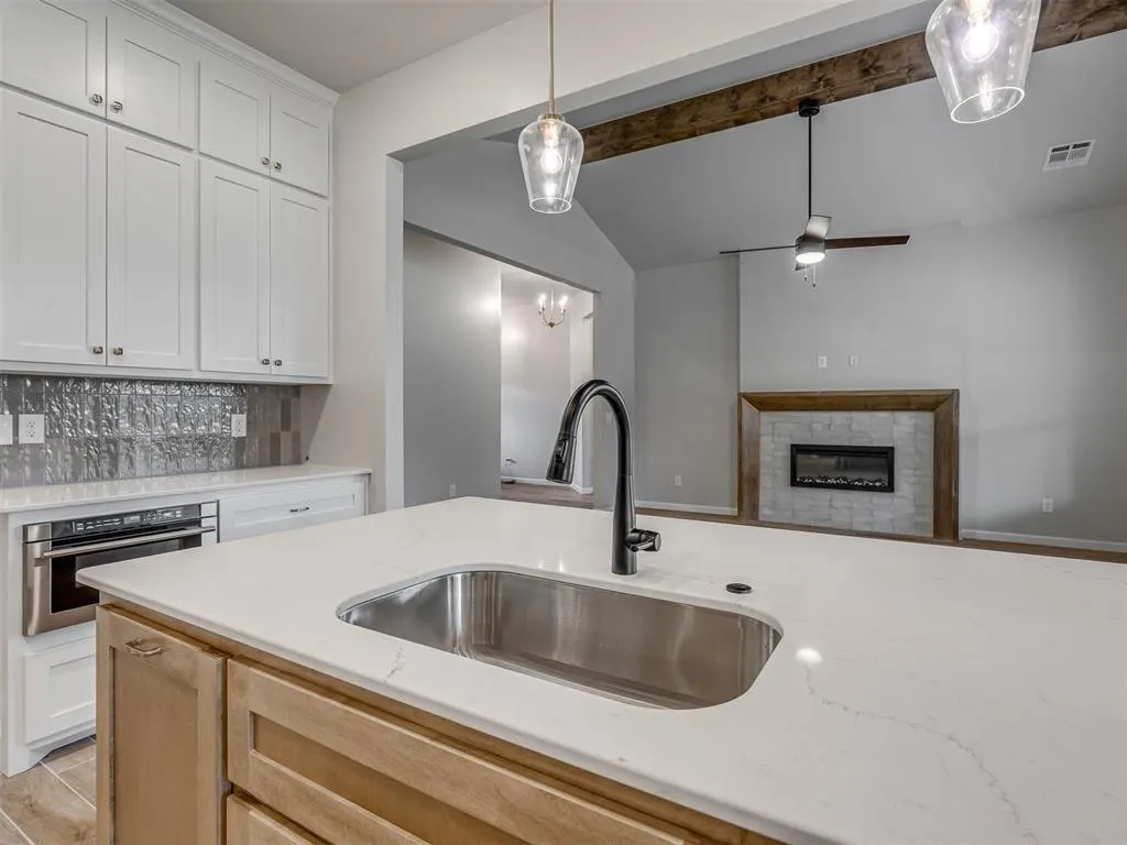 Photo 8 — 11725 SW 48th Street, Mustang, OK 73064