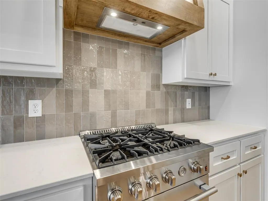 Photo 9 — 11725 SW 48th Street, Mustang, OK 73064