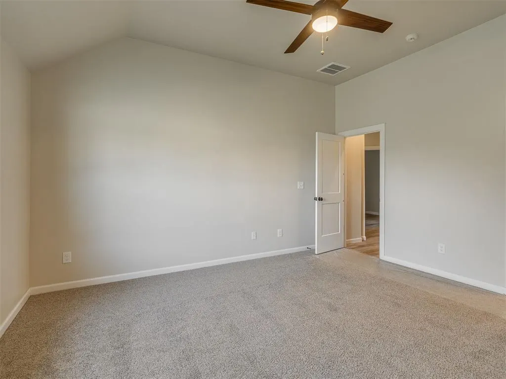 Photo 12 — 11725 SW 48th Street, Mustang, OK 73064