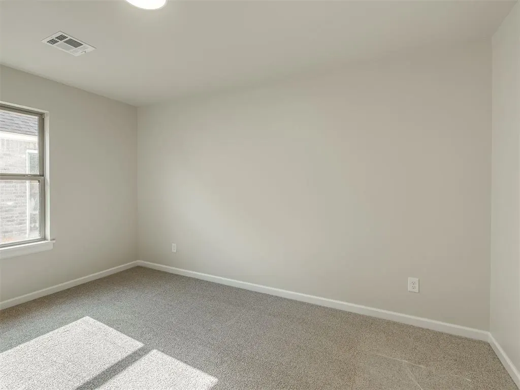 Photo 21 — 11725 SW 48th Street, Mustang, OK 73064