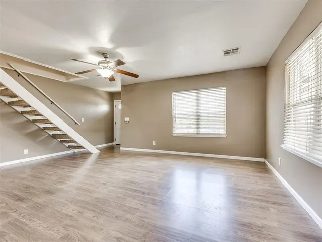 Photo 8 — 4108 E Fairview Drive, Oklahoma City, OK 73115