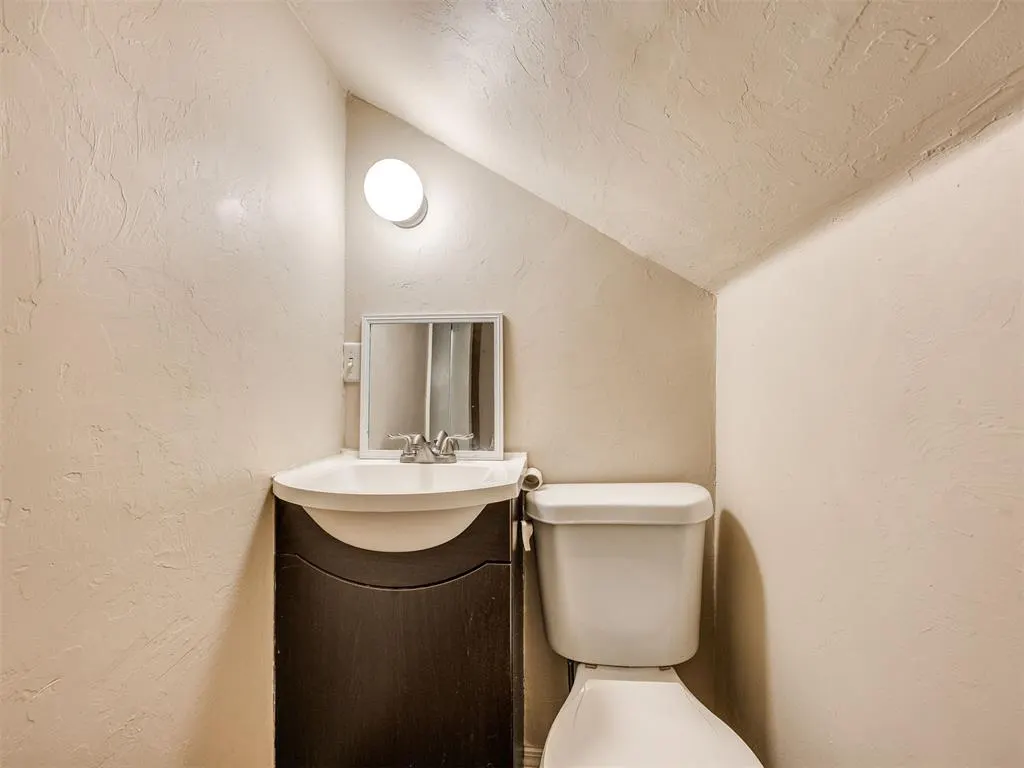 Photo 26 — 4108 E Fairview Drive, Oklahoma City, OK 73115