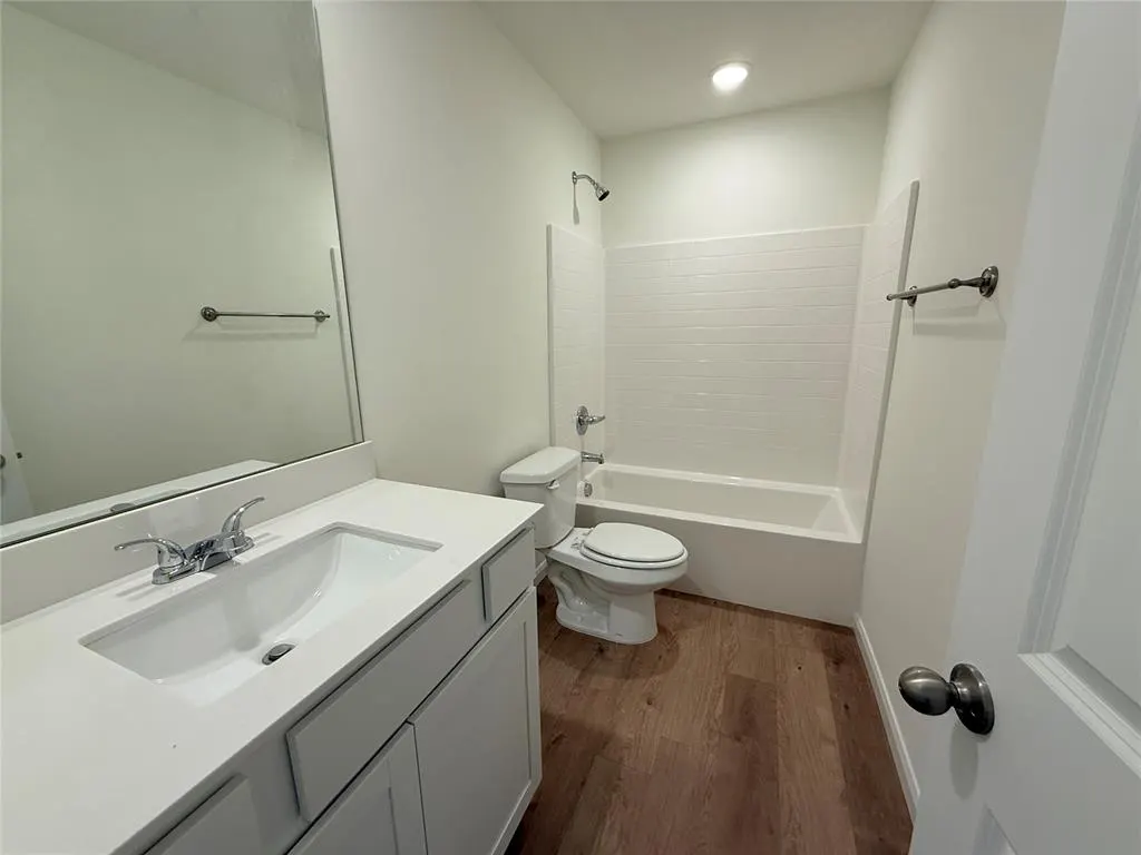 Photo 9 — 21239 SE 32nd Street, Harrah, OK 73045