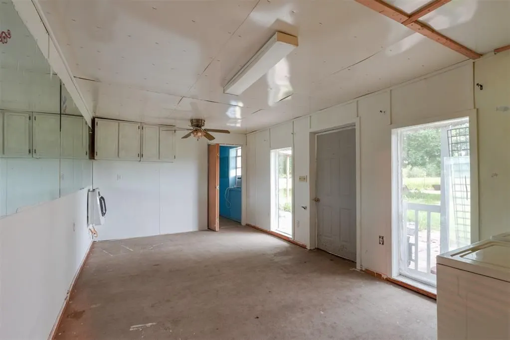 Photo 37 — 15606 Econtuchka Road, Earlsboro, OK 74840