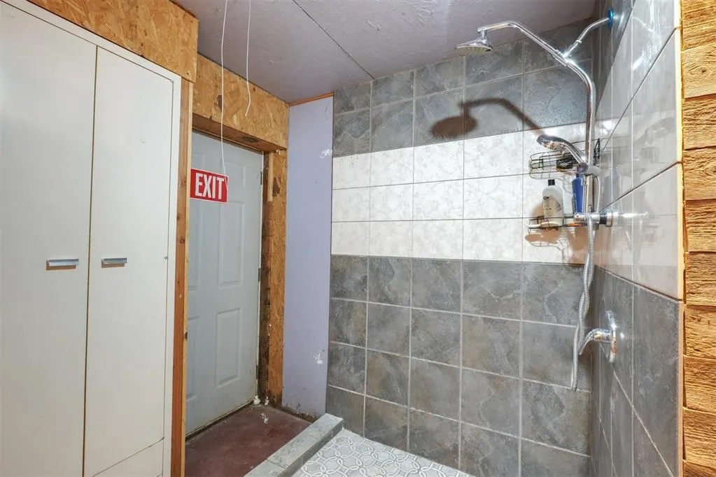 Photo 38 — 15606 Econtuchka Road, Earlsboro, OK 74840