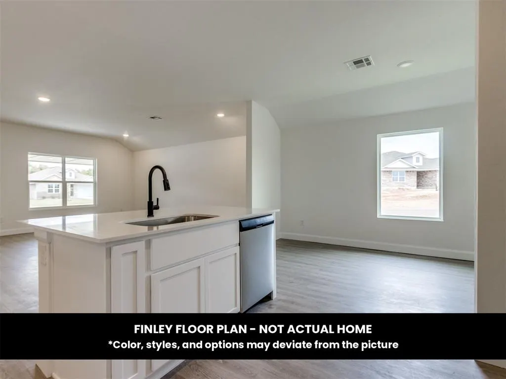 Photo 23 — 21240 SE 31st Street, Harrah, OK 73045