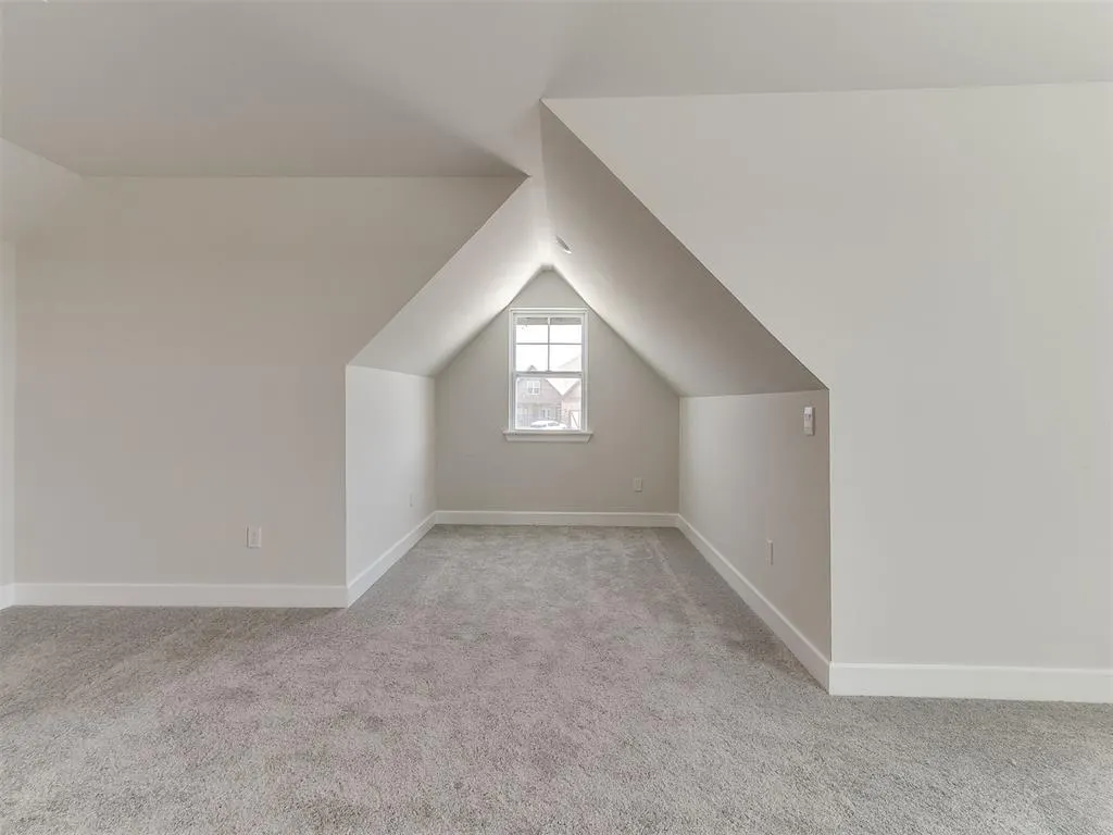 Photo 43 — 10173 NW 100th Street, Yukon, OK 73099