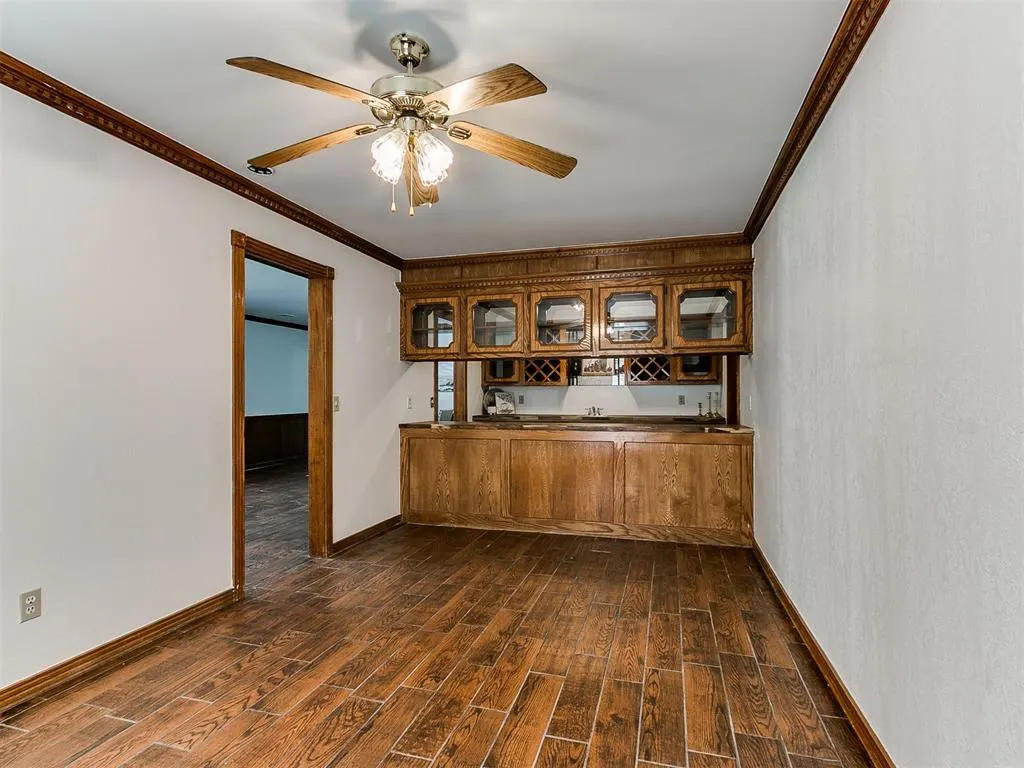 Photo 11 — 11313 Davis Court, Oklahoma City, OK 73162