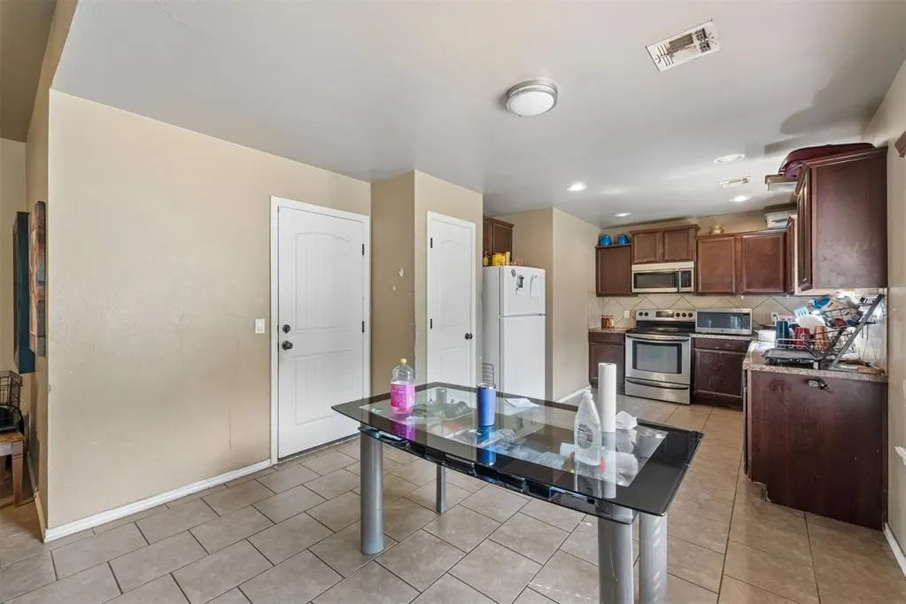 Photo 9 — 12901 Fox Hole Road, Edmond, OK 73034