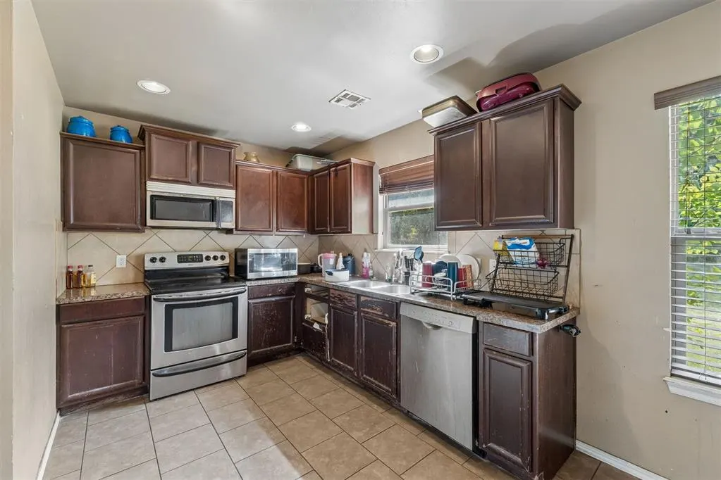 Photo 10 — 12901 Fox Hole Road, Edmond, OK 73034