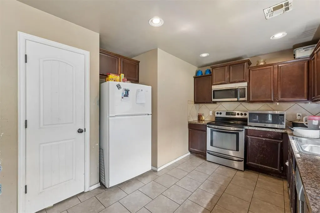 Photo 11 — 12901 Fox Hole Road, Edmond, OK 73034