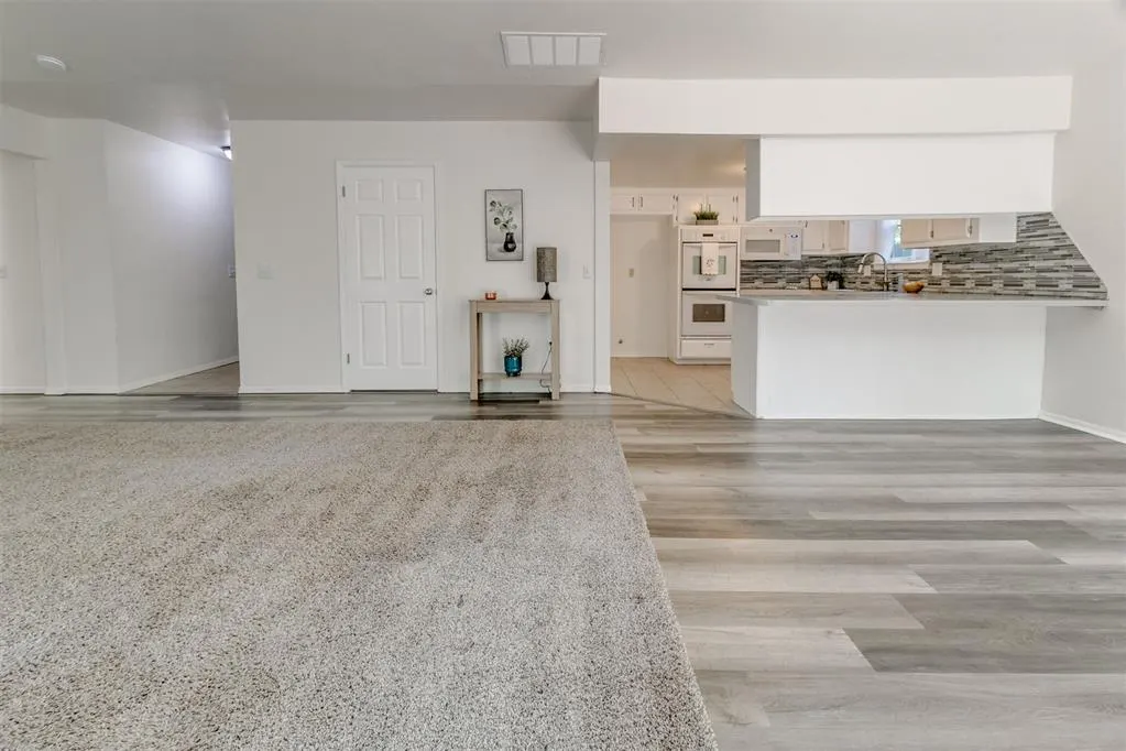 Photo 7 — 805 Willow Run, Yukon, OK 73099
