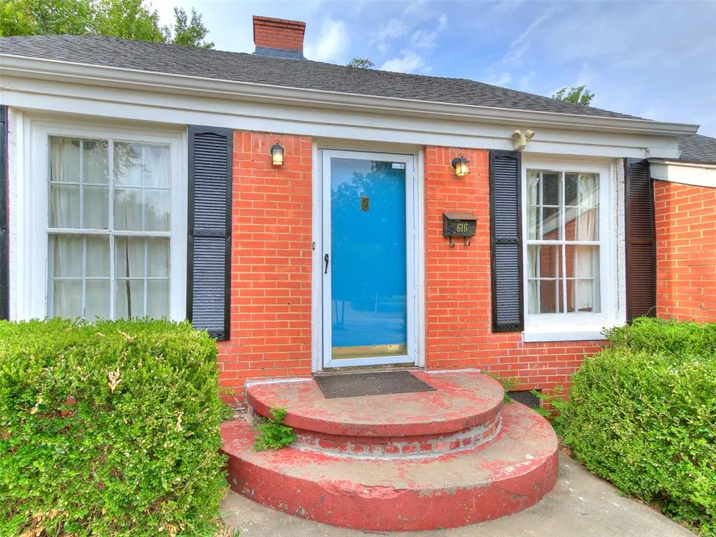 Photo 3 — 616 NW 47th Street, Oklahoma City, OK 73118