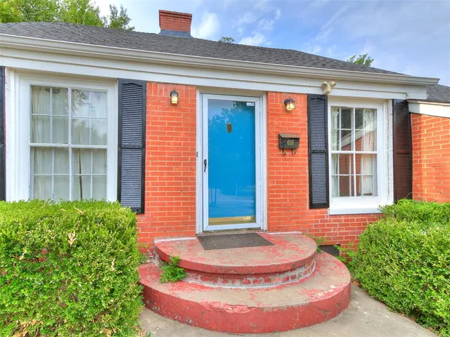 Photo 3 — 616 NW 47th Street, Oklahoma City, OK 73118