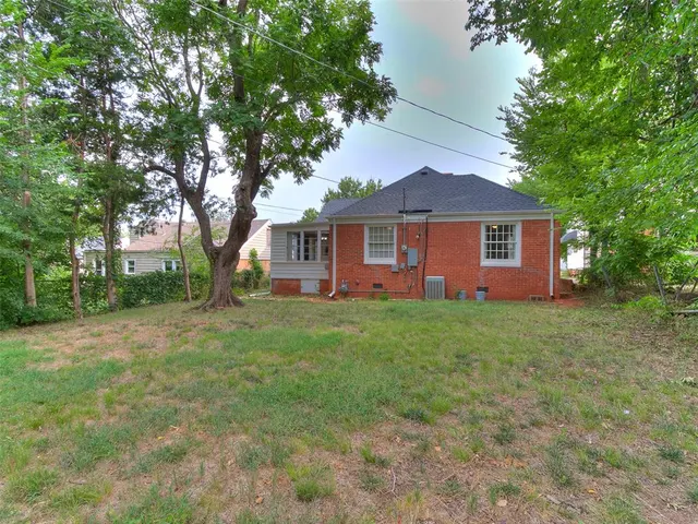 Photo 8 — 616 NW 47th Street, Oklahoma City, OK 73118