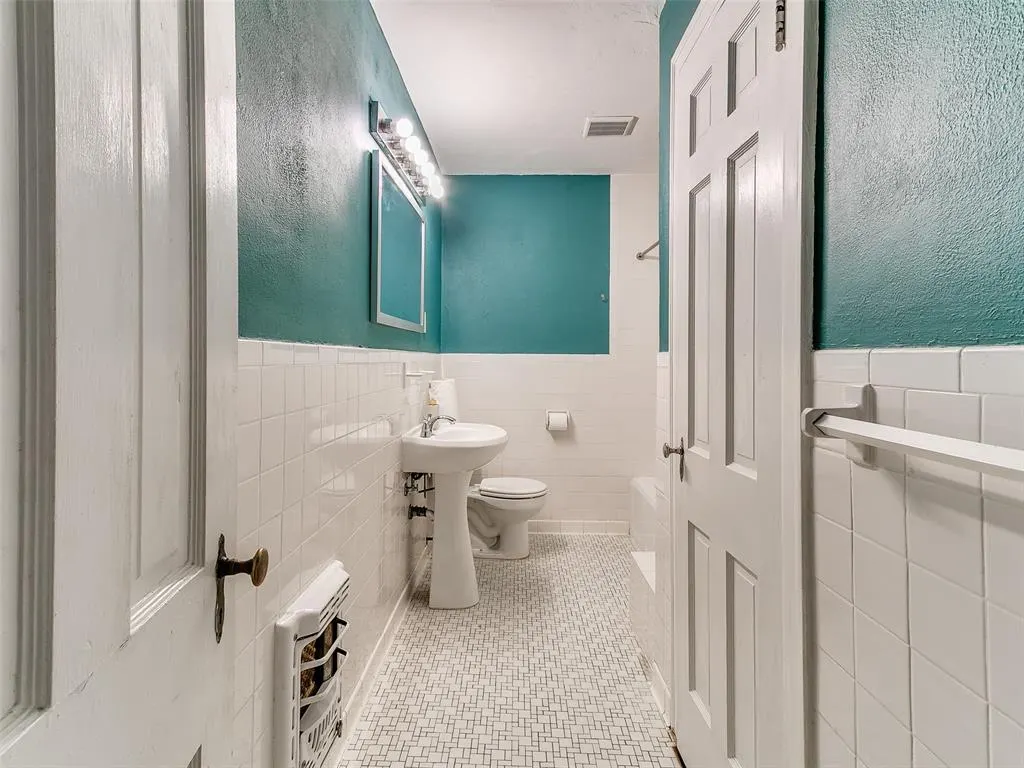 Photo 23 — 616 NW 47th Street, Oklahoma City, OK 73118