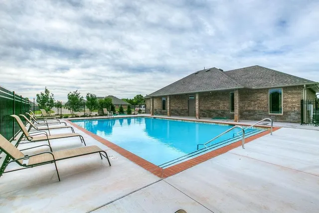 Photo 7 — 1037 SW 139th Terrace, Oklahoma City, OK 73170