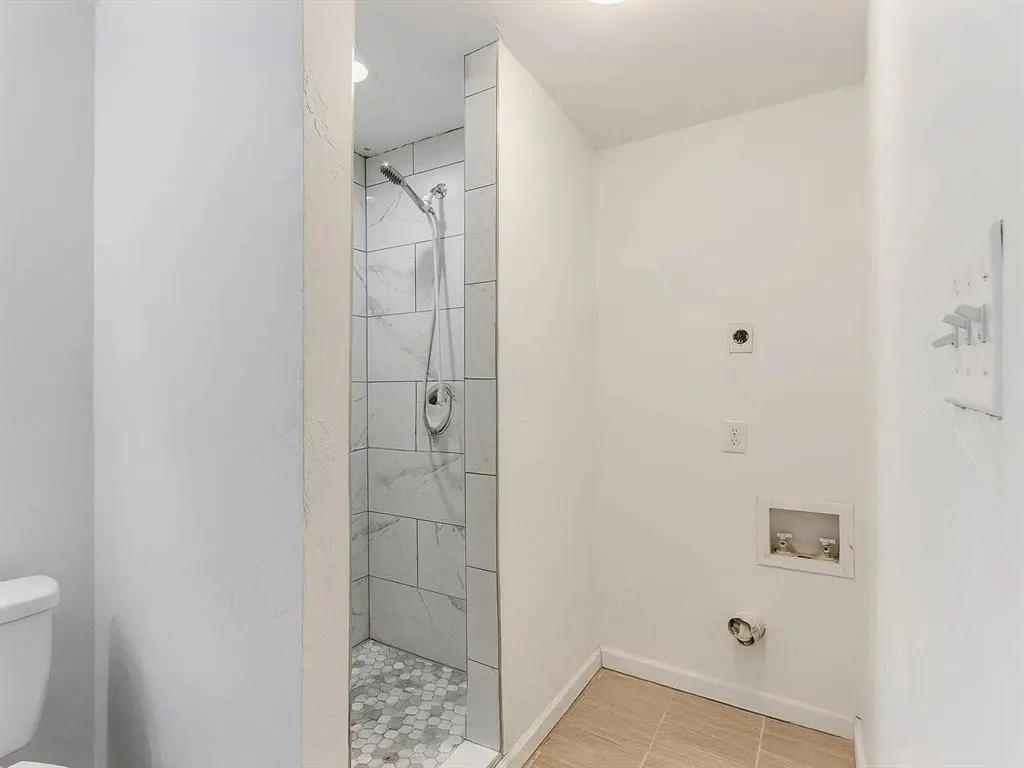 Photo 12 — 1112 N Ross Avenue, Oklahoma City, OK 73107