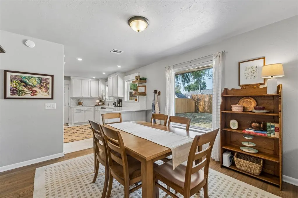 Photo 11 — 2521 Huntleigh Drive, Oklahoma City, OK 73120
