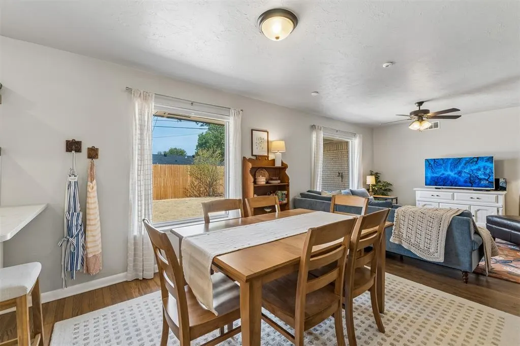 Photo 12 — 2521 Huntleigh Drive, Oklahoma City, OK 73120
