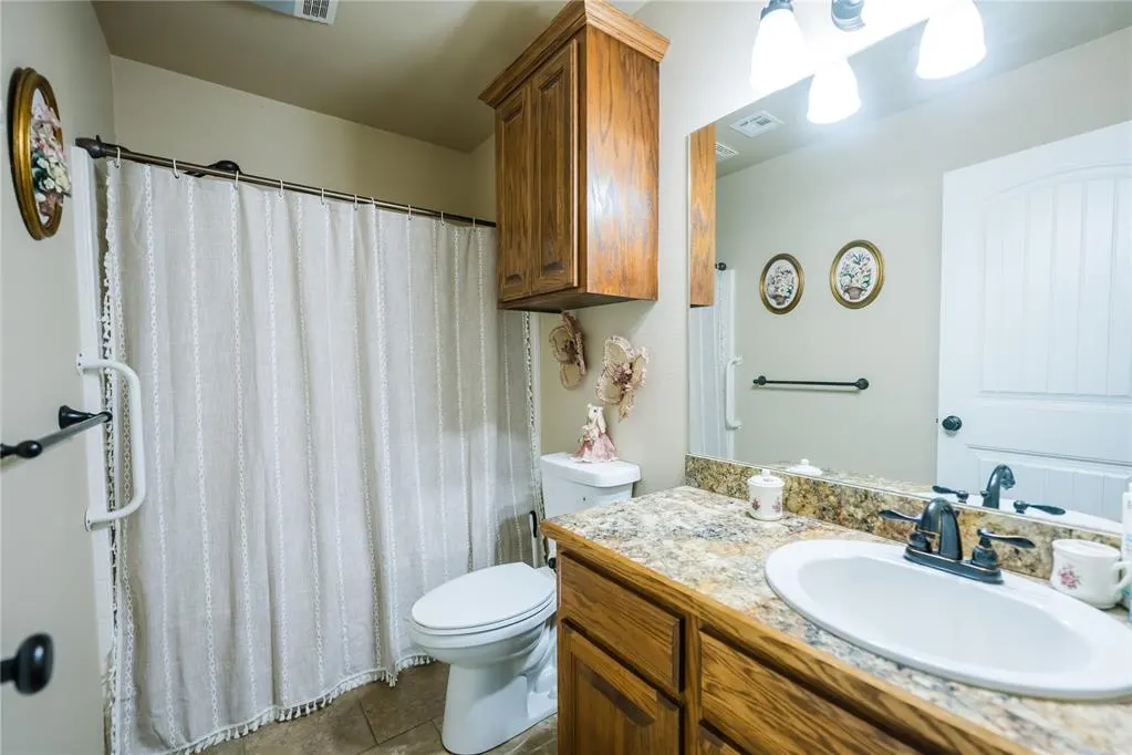 Photo 8 — 1338 Alvera Lane, Wynnewood, OK 73098