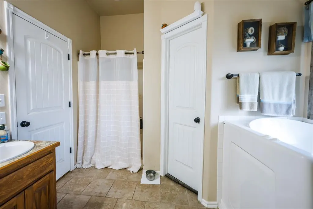 Photo 16 — 1338 Alvera Lane, Wynnewood, OK 73098