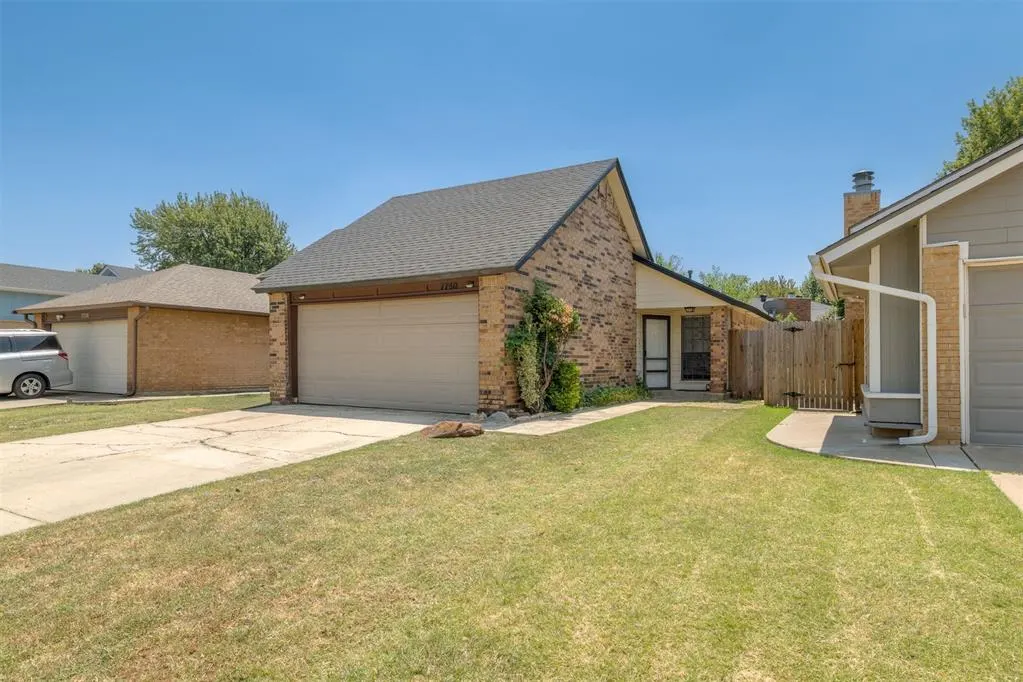Photo 3 — 7740 Doris Drive, Oklahoma City, OK 73162