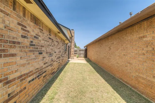 Photo 6 — 7740 Doris Drive, Oklahoma City, OK 73162