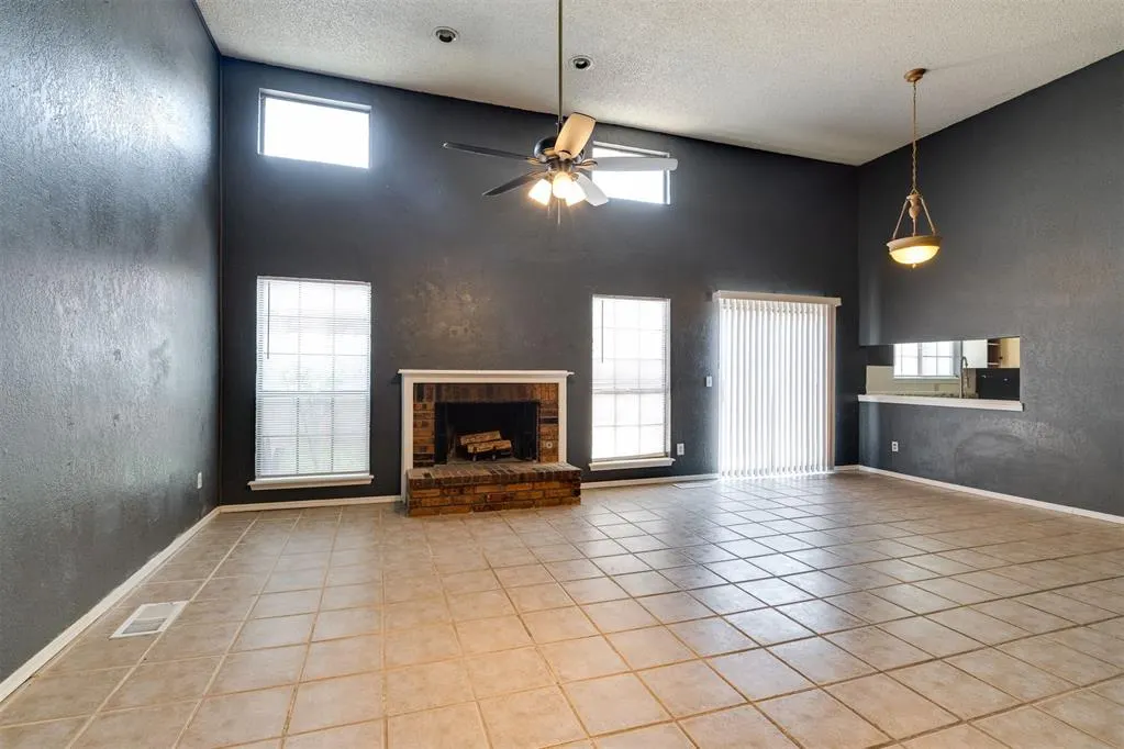 Photo 9 — 7740 Doris Drive, Oklahoma City, OK 73162
