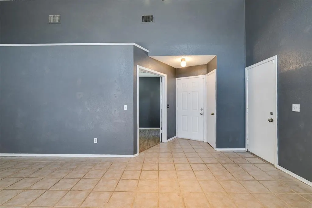 Photo 12 — 7740 Doris Drive, Oklahoma City, OK 73162