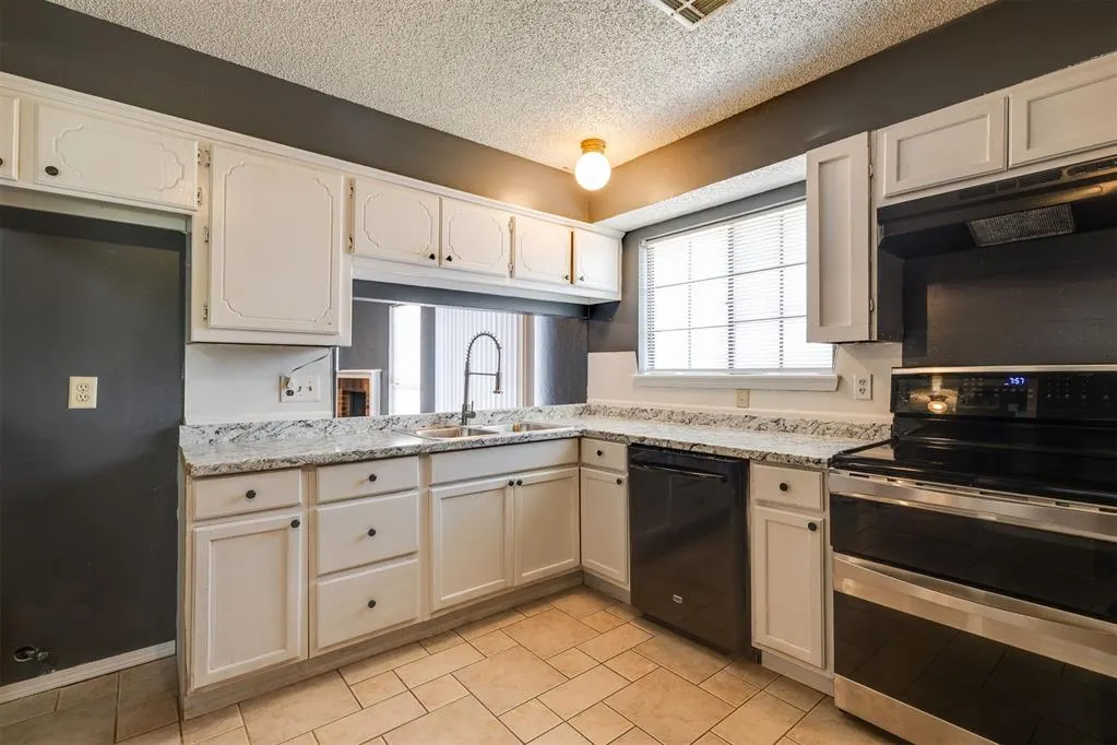 Photo 20 — 7740 Doris Drive, Oklahoma City, OK 73162