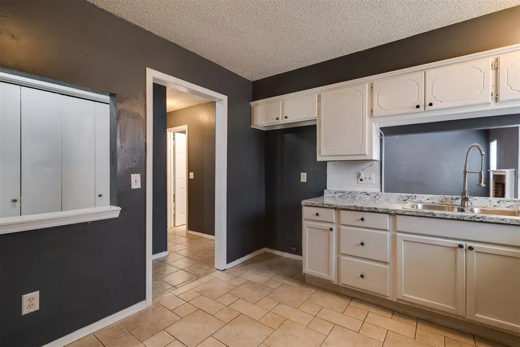 Photo 22 — 7740 Doris Drive, Oklahoma City, OK 73162