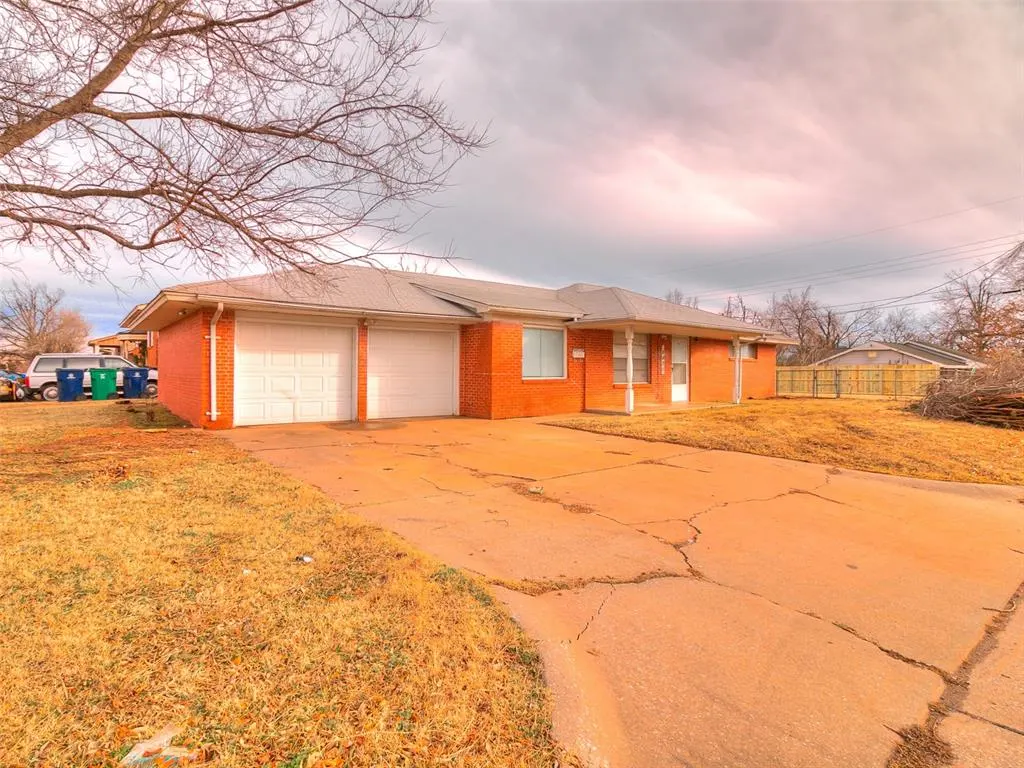 Photo 20 — 8420 N Harvey Place, Oklahoma City, OK 73114