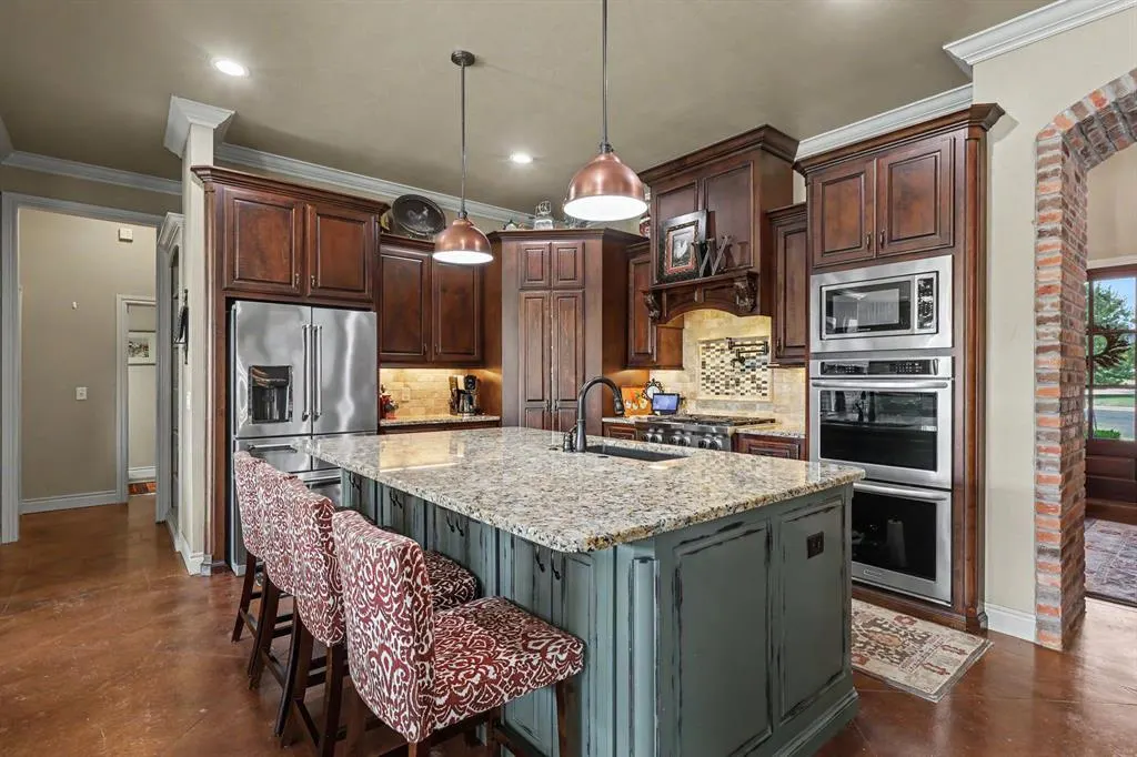 Photo 7 — 9300 NW 97th Circle, Yukon, OK 73099