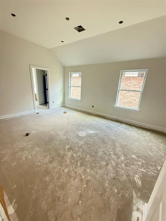 Photo 7 — 1320 Colonial Avenue, Tuttle, OK 73089