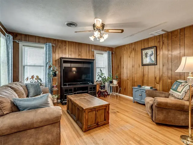 Photo 8 — 1006 W Eufaula Street, Norman, OK 73069