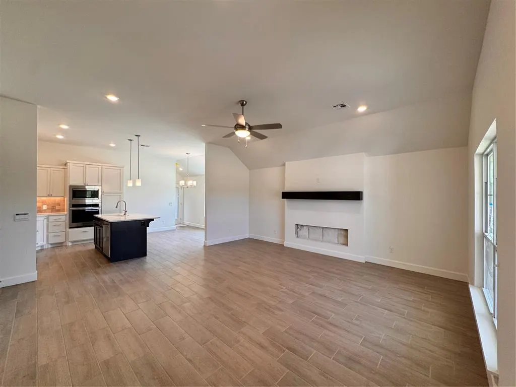 Photo 3 — 1316 Colonial Avenue, Tuttle, OK 73089