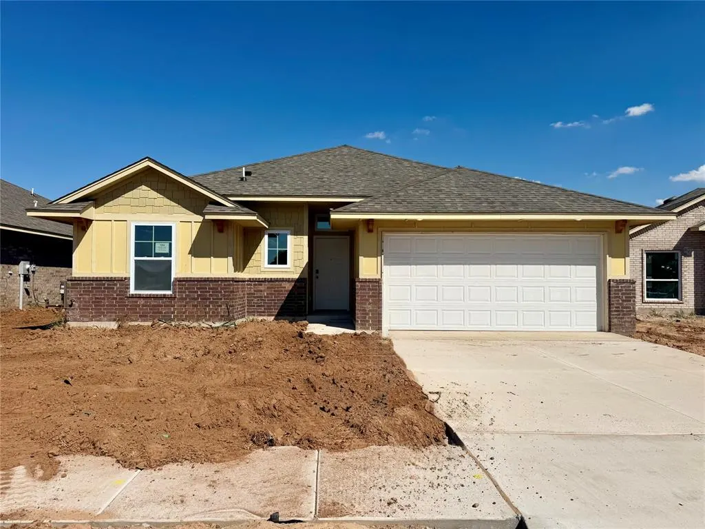 Front exterior — 1204 Blackjack Creek Drive, Yukon, OK 73099